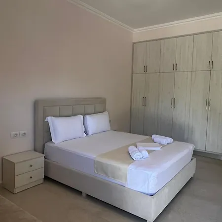 Apartament Vaso's